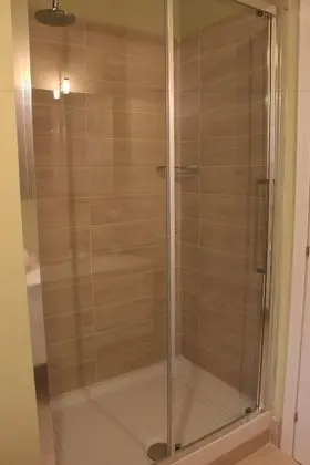 Comfort Tek Büyük Yataklı Oda, Balkon, Vadi Manzaralı (Private External Bathroom)