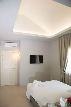 Junior Süit, Banyolu/Duşlu, Bahçe Manzaralı