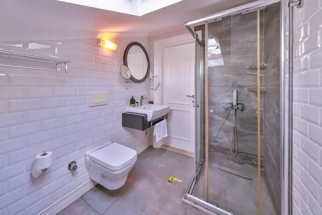 Çatı Katı Deluxe Oda,deniz Manzaralı,balkonlu