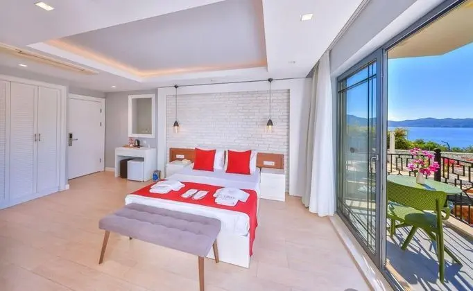 Deluxe Oda,deniz Manzaralı,balkonlu