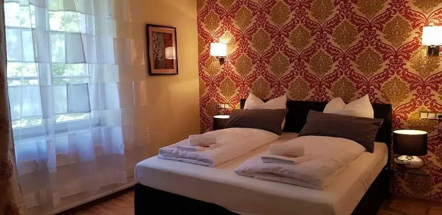Comfort Tek Büyük veya İki Ayrı Yataklı Oda