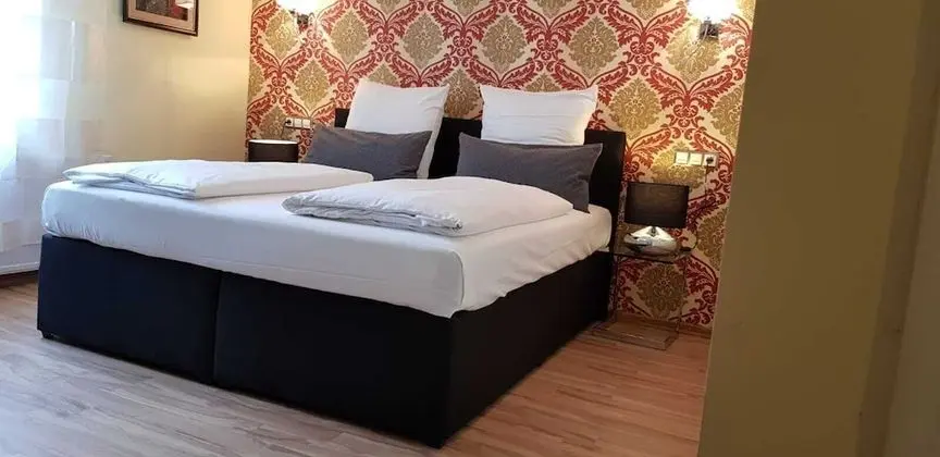 Comfort Tek Büyük veya İki Ayrı Yataklı Oda