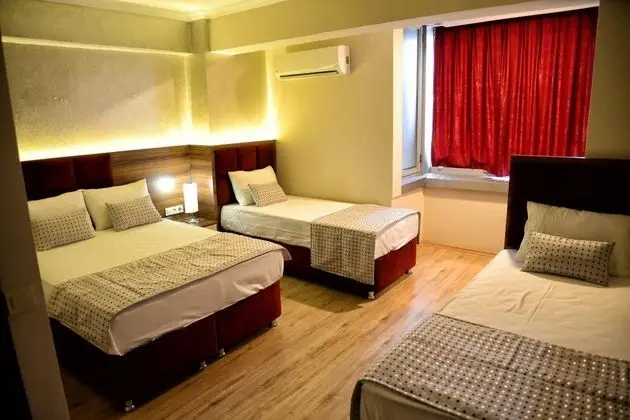 Dört Kişilik Oda, Şehir Manzaralı