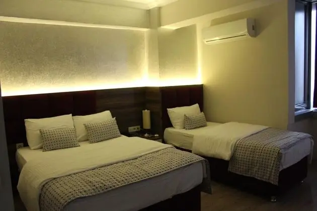 Dört Kişilik Oda, Şehir Manzaralı