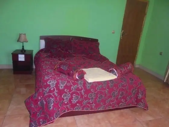 Basic Tek Büyük Yataklı Oda