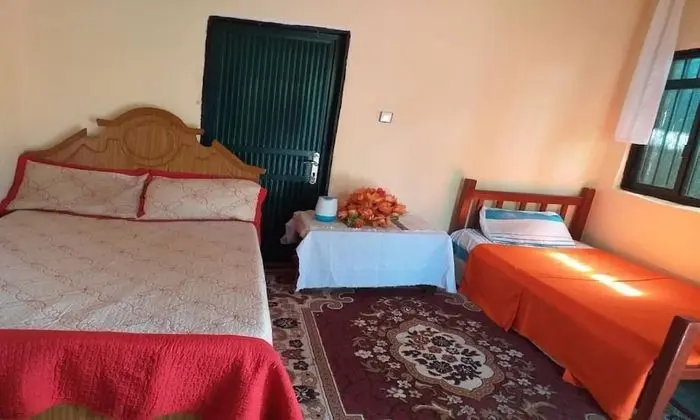 Family Tek Büyük Yataklı Oda