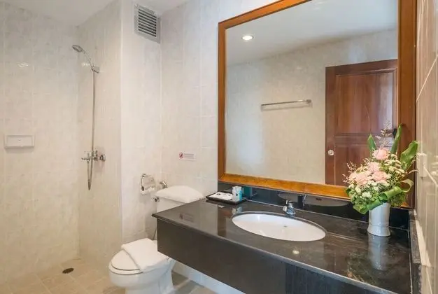 Deluxe Tek Büyük veya İki Ayrı Yataklı Oda