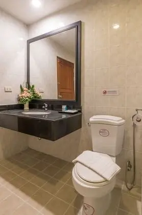 Deluxe Tek Büyük veya İki Ayrı Yataklı Oda