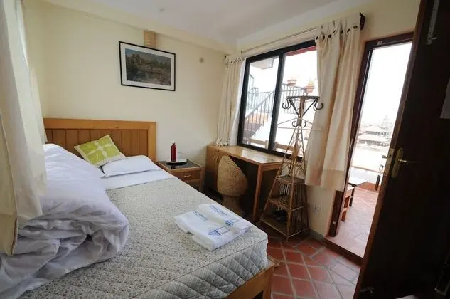 Romantic Oda, 1 Büyük (Queen) Boy Yatak, Şehir Manzaralı