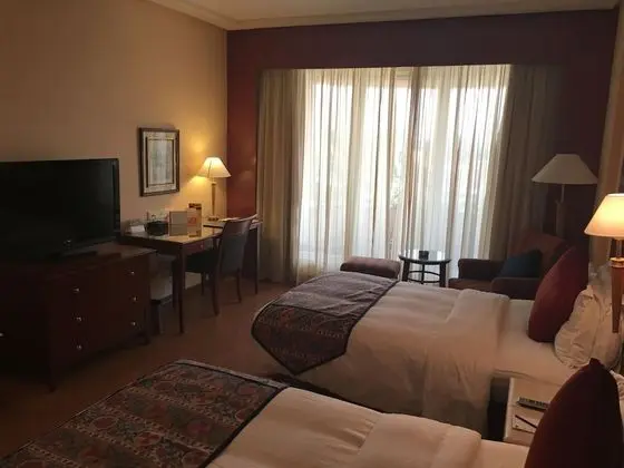 Club Tek Büyük veya İki Ayrı Yataklı Oda