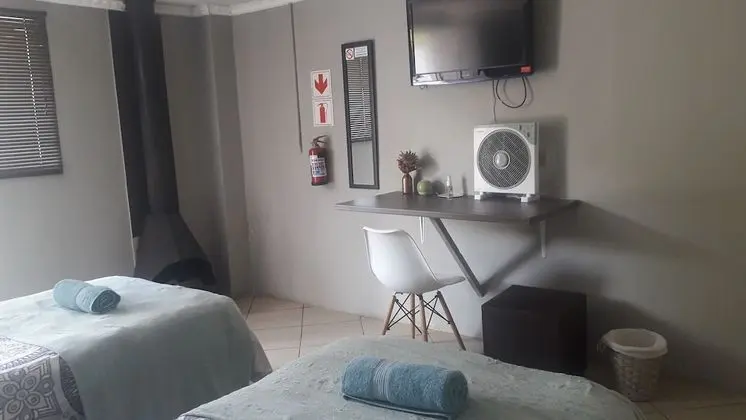 Standard Tek Büyük Yataklı Oda