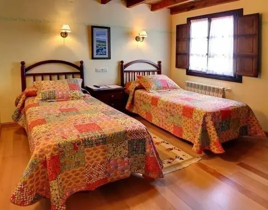 Basic Tek Büyük veya İki Ayrı Yataklı Oda, Sigara İçilmez