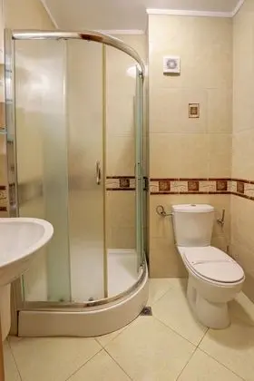 Comfort İki Ayrı Yataklı Oda, 2 Tek Kişilik Yatak, Kısmi Deniz Manzaralı