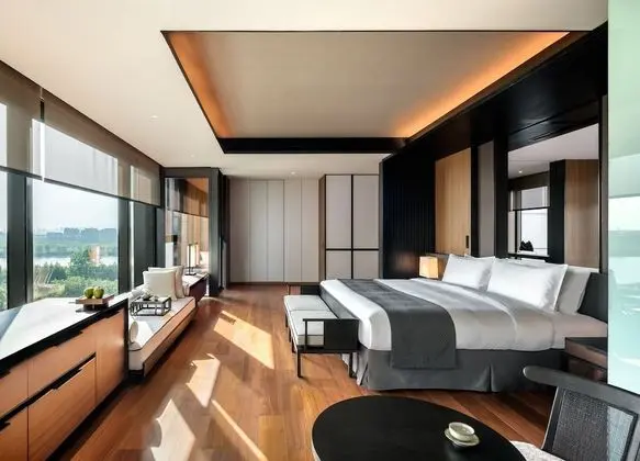 Deluxe Tek Büyük veya İki Ayrı Yataklı Oda