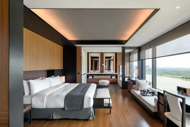 Superior Tek Büyük veya İki Ayrı Yataklı Oda