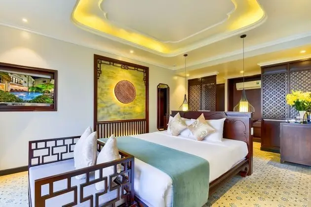 Luxury Tek Büyük Yataklı Oda, Balkon, Nehir Manzaralı