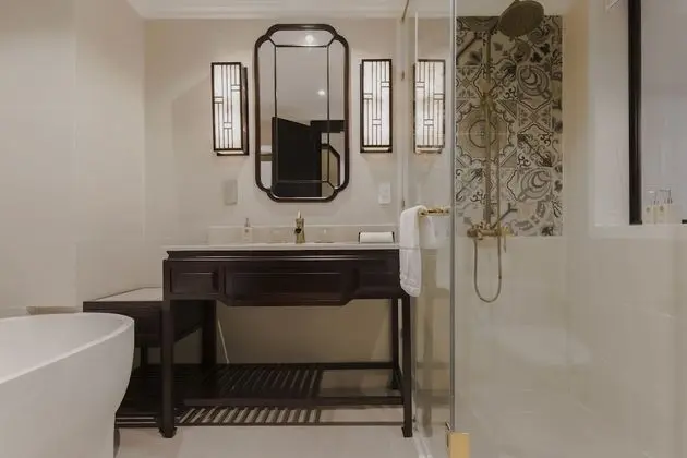 Süit, Balkon, Nehir Manzaralı