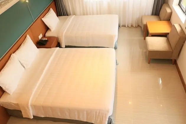 Deluxe Üç Kişilik Oda