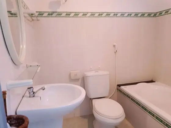 Basic Tek Büyük Yataklı Oda