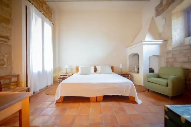 Standard Tek Büyük Yataklı Oda