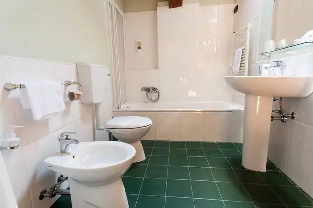 Deluxe Tek Büyük veya İki Ayrı Yataklı Oda