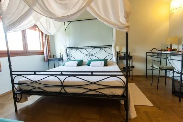 Superior Oda (Family)