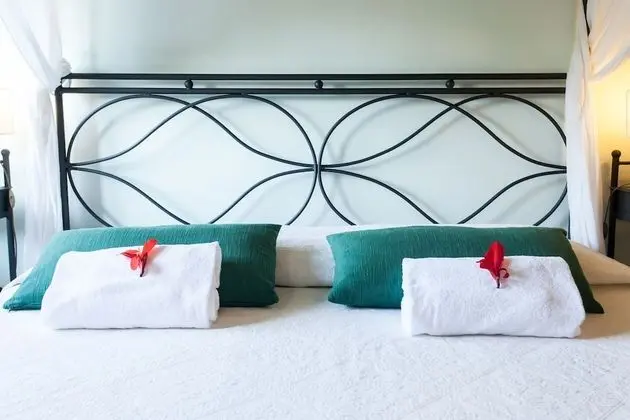 Superior Oda (Family)