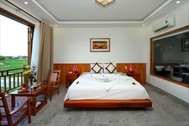 Deluxe Tek Büyük Yataklı Oda, 1 Yatak Odası, Balkon, Bahçe Manzaralı