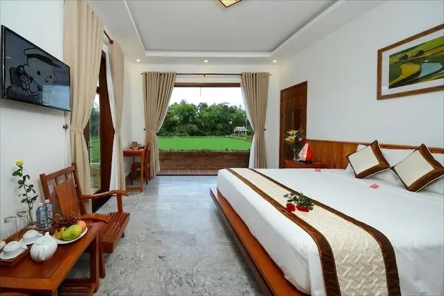 Deluxe Tek Büyük Yataklı Oda, 1 Yatak Odası, Balkon, Bahçe Manzaralı