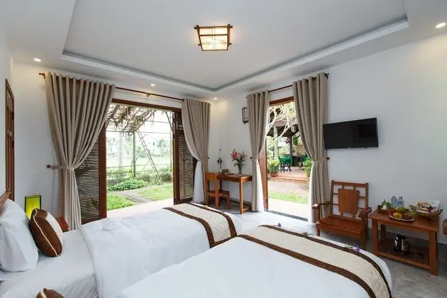 Superior Tek Büyük veya İki Ayrı Yataklı Oda, 1 Yatak Odası, Balkon, Bahçe Manzaralı