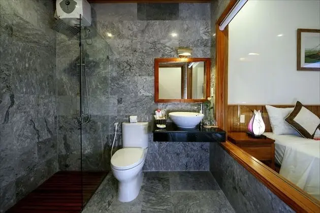 Superior Tek Büyük veya İki Ayrı Yataklı Oda, 1 Yatak Odası, Balkon, Bahçe Manzaralı