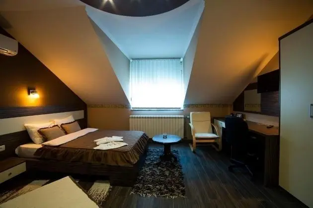 Comfort Tek Kişilik Oda
