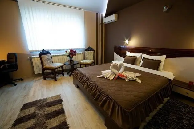 Superior Tek Büyük Yataklı Oda