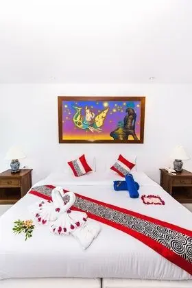 Superior Oda, Havuz Manzaralı