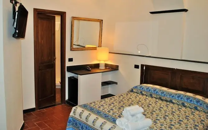 Economy Tek Büyük Yataklı Oda