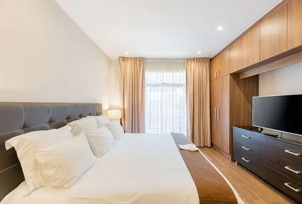 Junior Apart Daire, Şehir Manzaralı