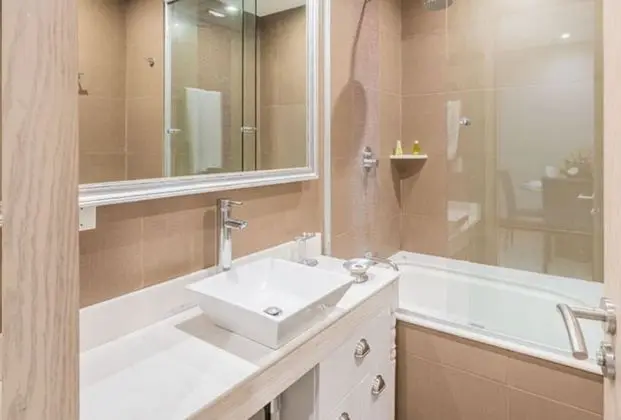 Junior Apart Daire, Şehir Manzaralı