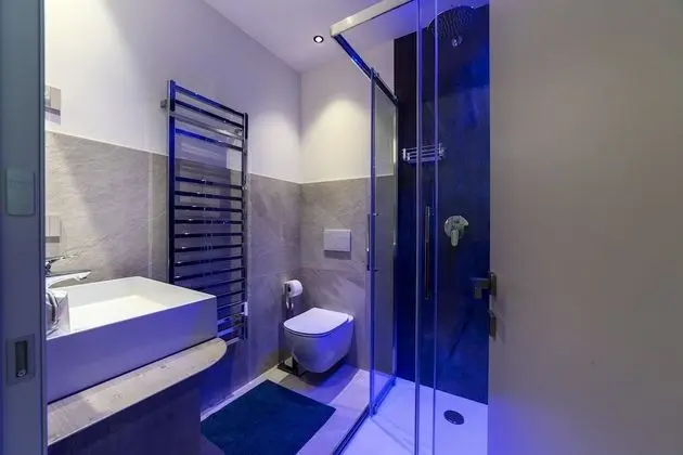 Deluxe Çatı Katı (Loft), 1 Yatak Odası, Balkon, Kısmi Göl Manzaralı