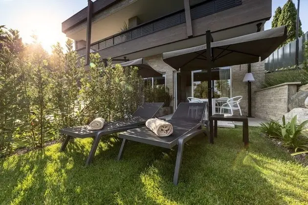 Superior Çatı Katı (Loft), 1 Yatak Odası, Engellilere Uygun, Bahçe Manzaralı