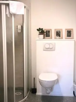 Dört Kişilik Oda, Özel Banyo