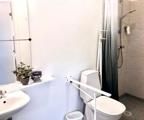 Üç Kişilik Oda, Özel Banyo