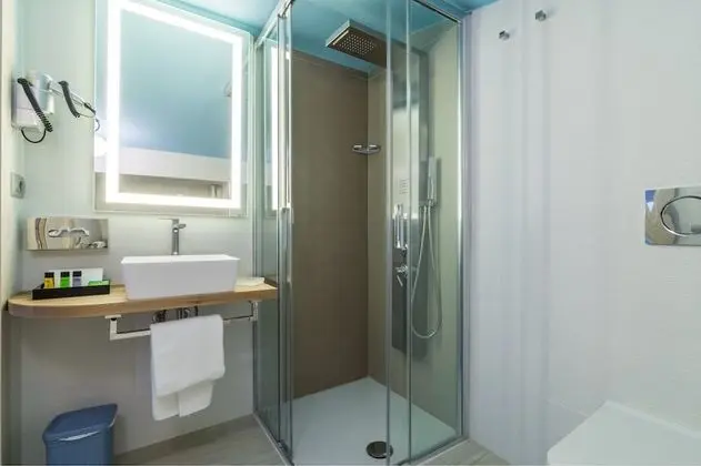 Economy Tek Büyük Yataklı Oda