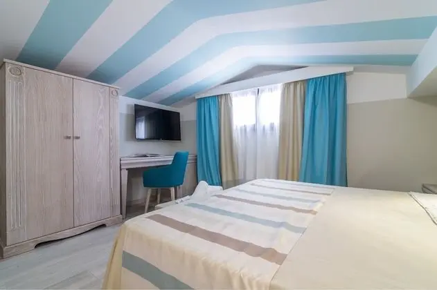 Superior Tek Büyük Yataklı Oda