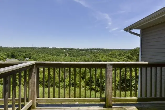 Daire (Lambo's Scenic View - close to SDC - )