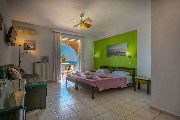 Premium Stüdyo, Deniz Manzaralı, Denize Sıfır