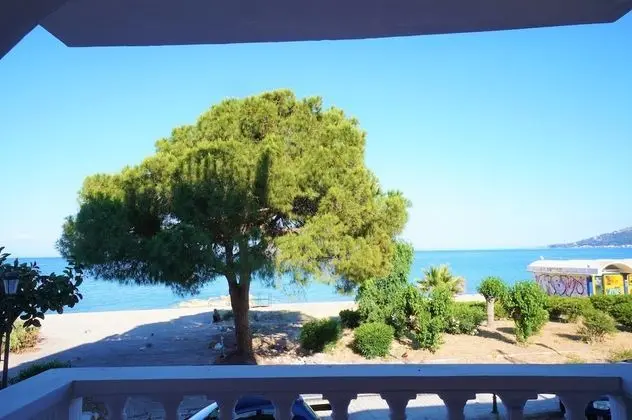 Premium Stüdyo, Deniz Manzaralı, Denize Sıfır