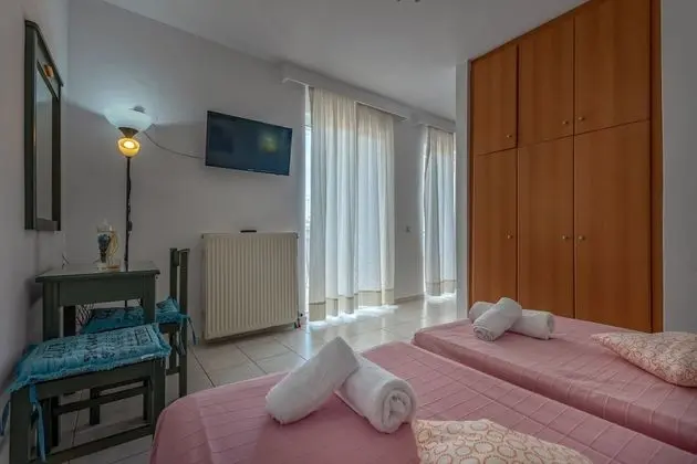 Romantic Stüdyo, 2 Tek Kişilik Yatak, Bahçe Manzaralı, Denize Sıfır