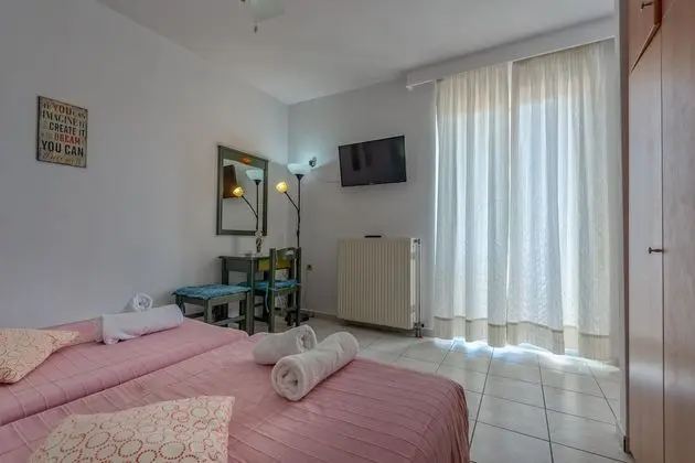 Romantic Stüdyo, 2 Tek Kişilik Yatak, Bahçe Manzaralı, Denize Sıfır