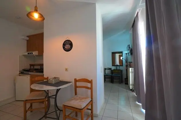 Romantic Stüdyo, 2 Tek Kişilik Yatak, Bahçe Manzaralı, Denize Sıfır