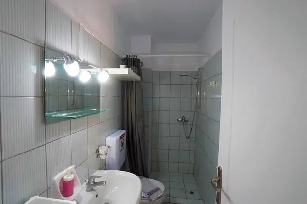 Romantic Stüdyo, 2 Tek Kişilik Yatak, Bahçe Manzaralı, Denize Sıfır